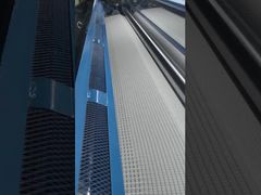 máquina de corte de veludo cotelê funcionando 8
